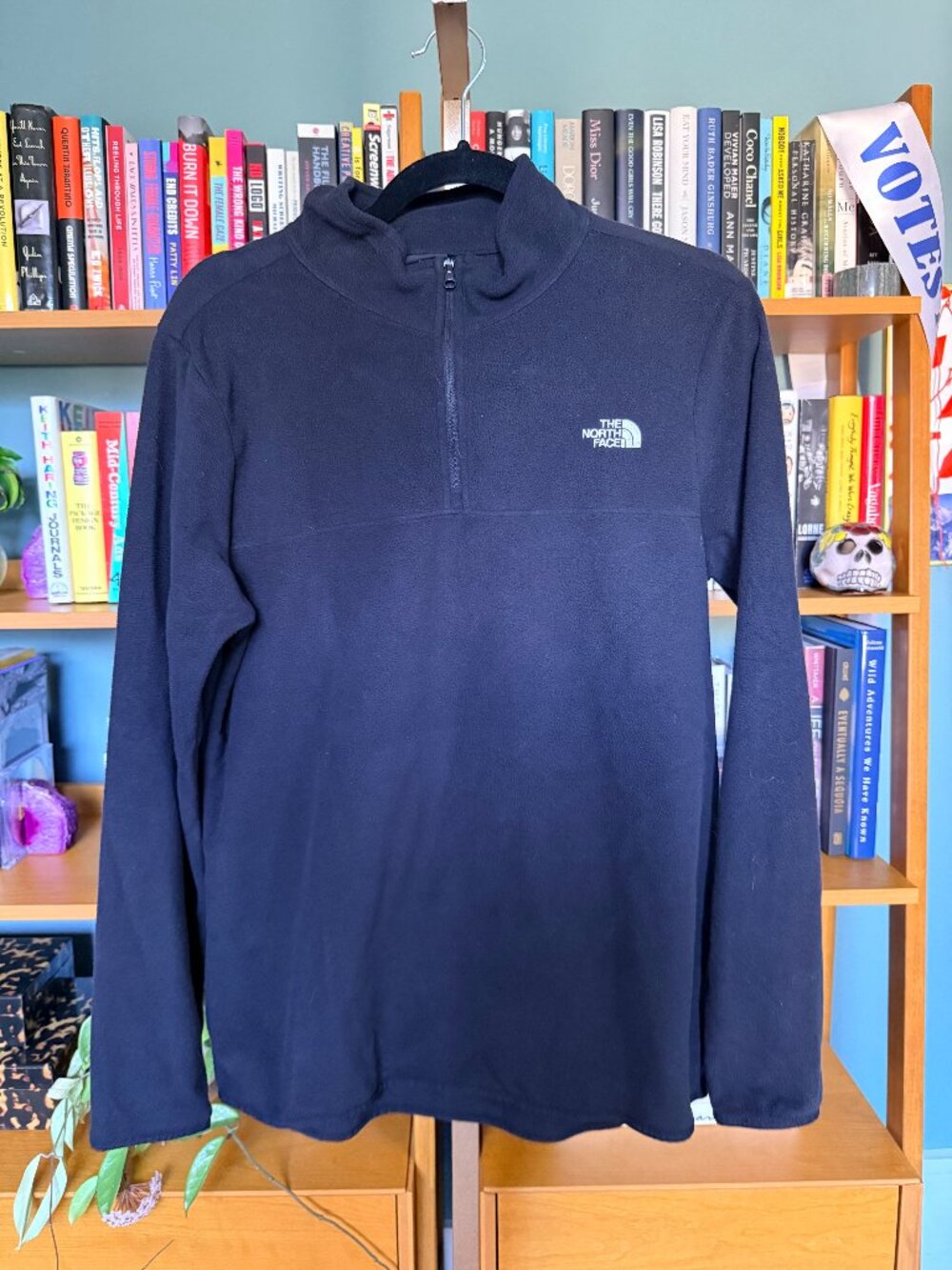 Brand New - The North Face lightweight Glacier 1/4-Zip Fleece
